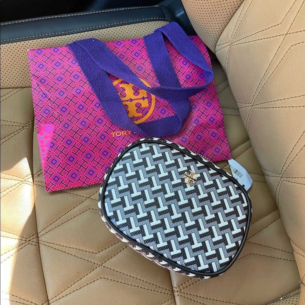 Brand new Tory Burch Pouch